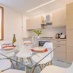 L'acqua E La Pietra Gasthuis 3*